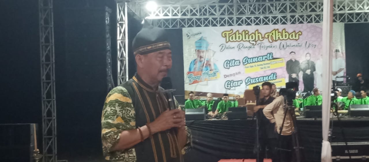 TASYAKURAN Walimatul Nikah Anada GITA SUNARTI Dan GIAR SUSANDI Anak Pengusaha Besar BPK Aceng Kurnuawan atau Yang Dikenal Apih Aceng Majalengka Menggelar Tablig Akbar.